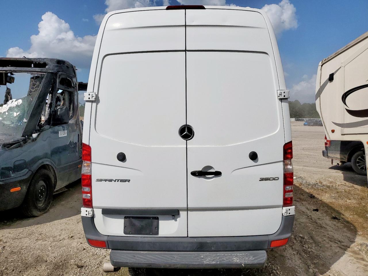 2019 Mercedes-Benz Sprinter 2500 VIN: WD3PE8CD6HP382321 Lot: 60629815