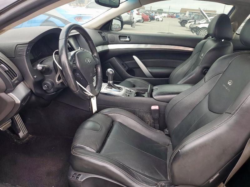 Coupet INFINITI Q60 2014 Biały