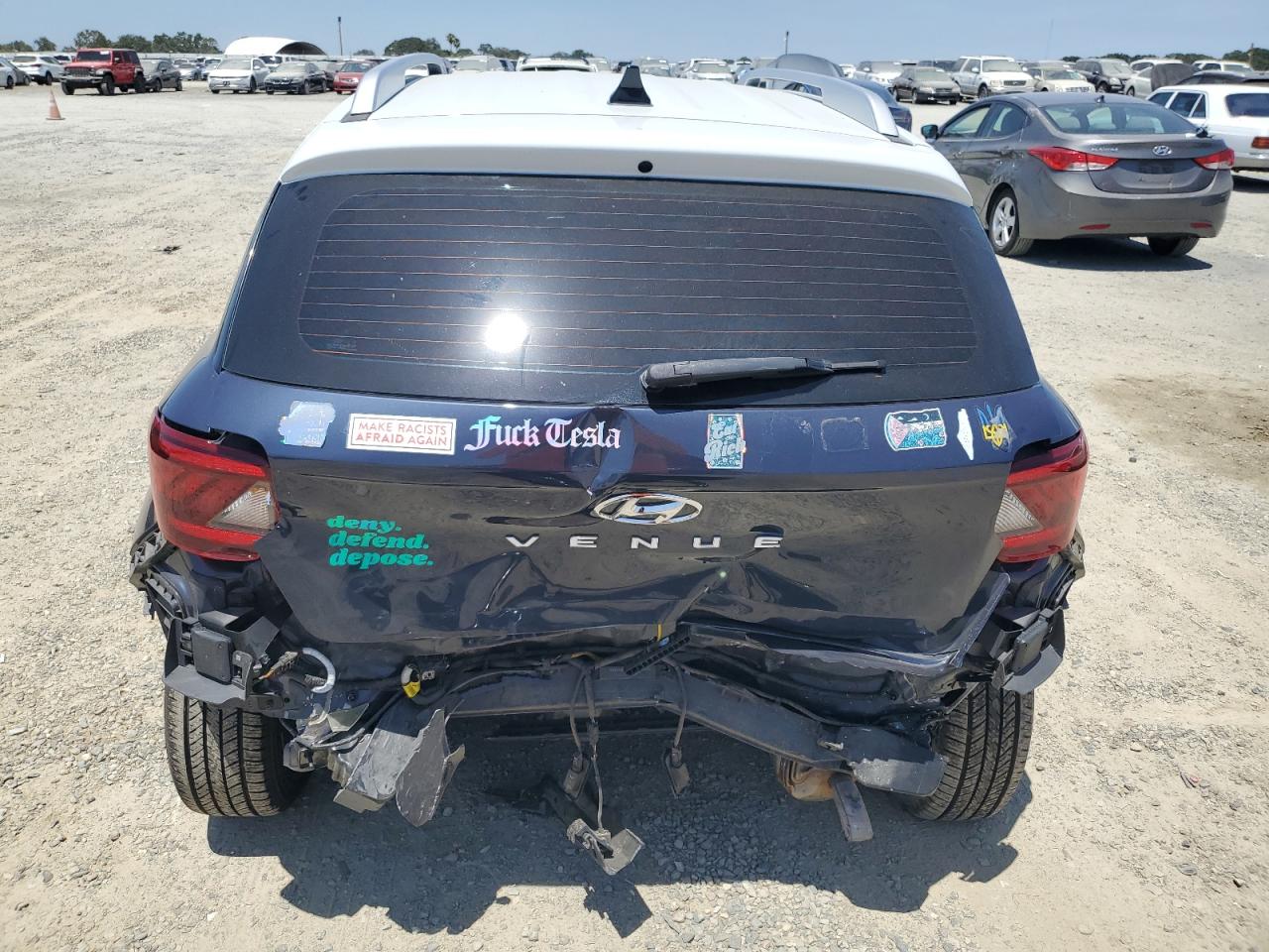 2022 Hyundai Venue Sel VIN: KMHRC8A39NU145734 Lot: 62590665