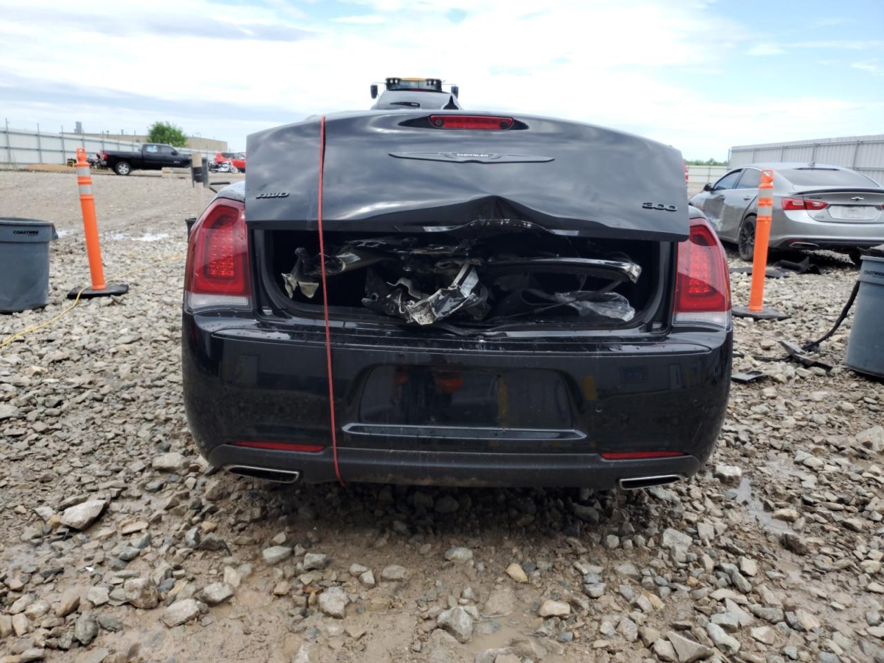 2022 Chrysler 300 Touring L VIN: 2C3CCASGXNH236960 Lot: 61618395