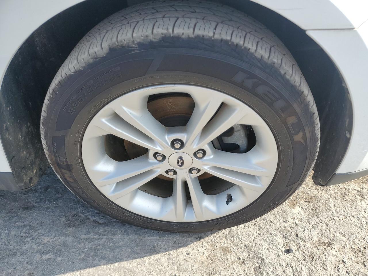 FORD TAURUS 2019 VIN 1FAHP2D82KG112972 zdjęcie 8