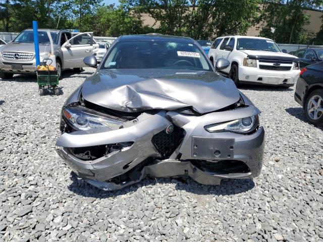  ALFA ROMEO GIULIA 2017 Szary