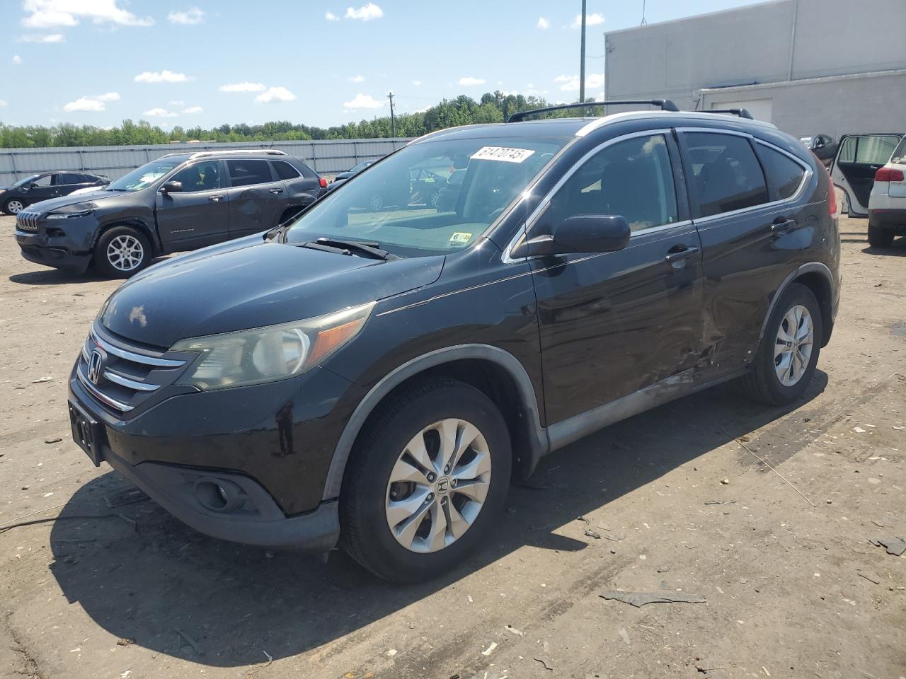 Fredericksburg, VA에서 판매 중인 2014 Honda Cr-V Exl - Side