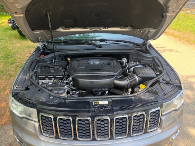  JEEP GRAND CHER 2018 Серебристый