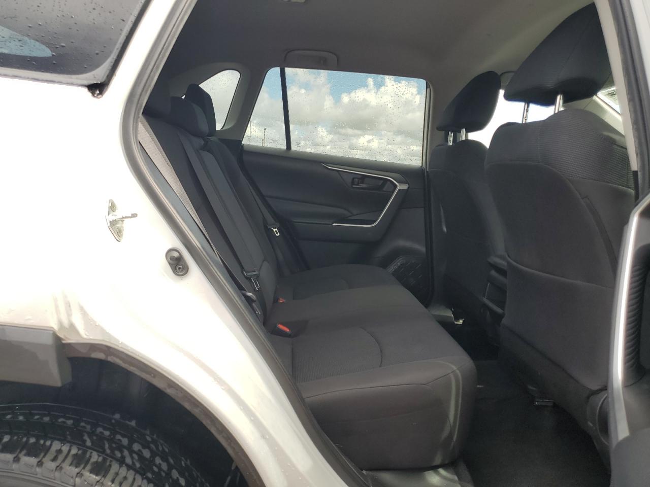 2021 Toyota Rav4 Le VIN: 2T3H1RFV2MW129253 Lot: 62302755