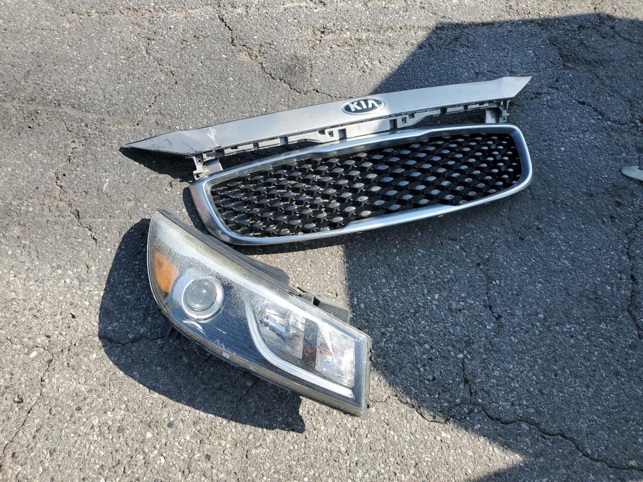 2016 Kia Sedona Lx VIN: KNDMB5C1XG6211808 Lot: 61795595