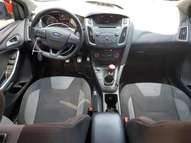  FORD FOCUS 2016 Czarny
