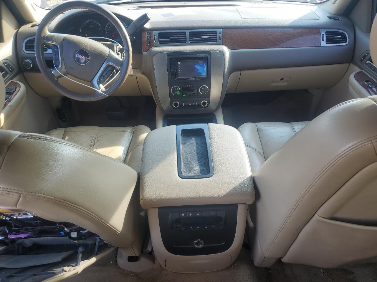 2007 GMC Yukon VIN: 1GKFC13J77J114548 Lot: 63018015
