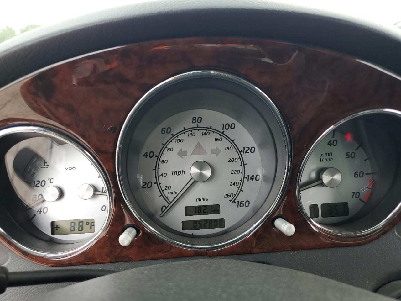 2004 Mercedes-Benz Slk 230 Kompressor VIN: WDBKK49F24F310993 Lot: 60469145