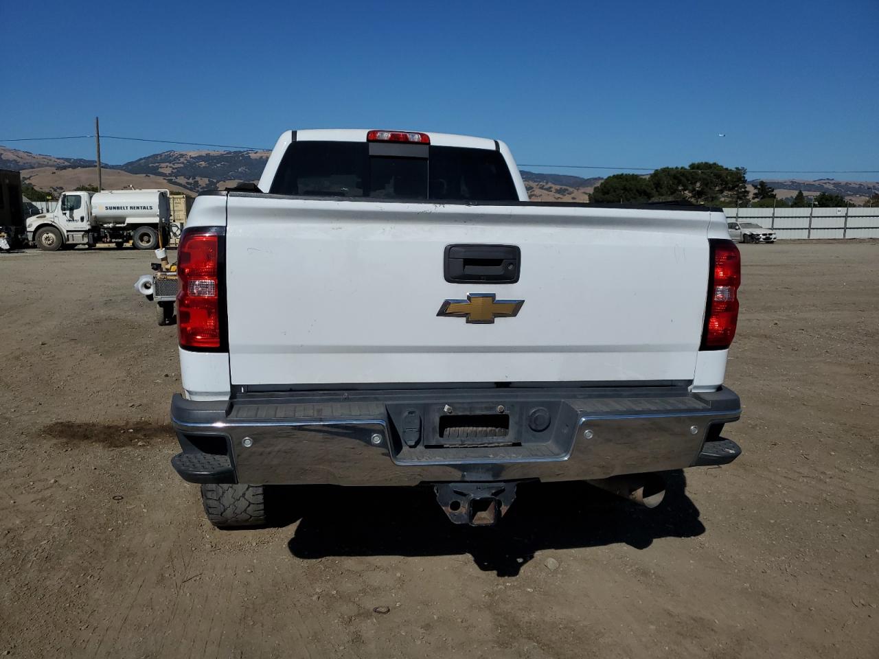 CHEVROLET ALL Models 2018 VIN 1GC1KWEYXJF199511 фото 6