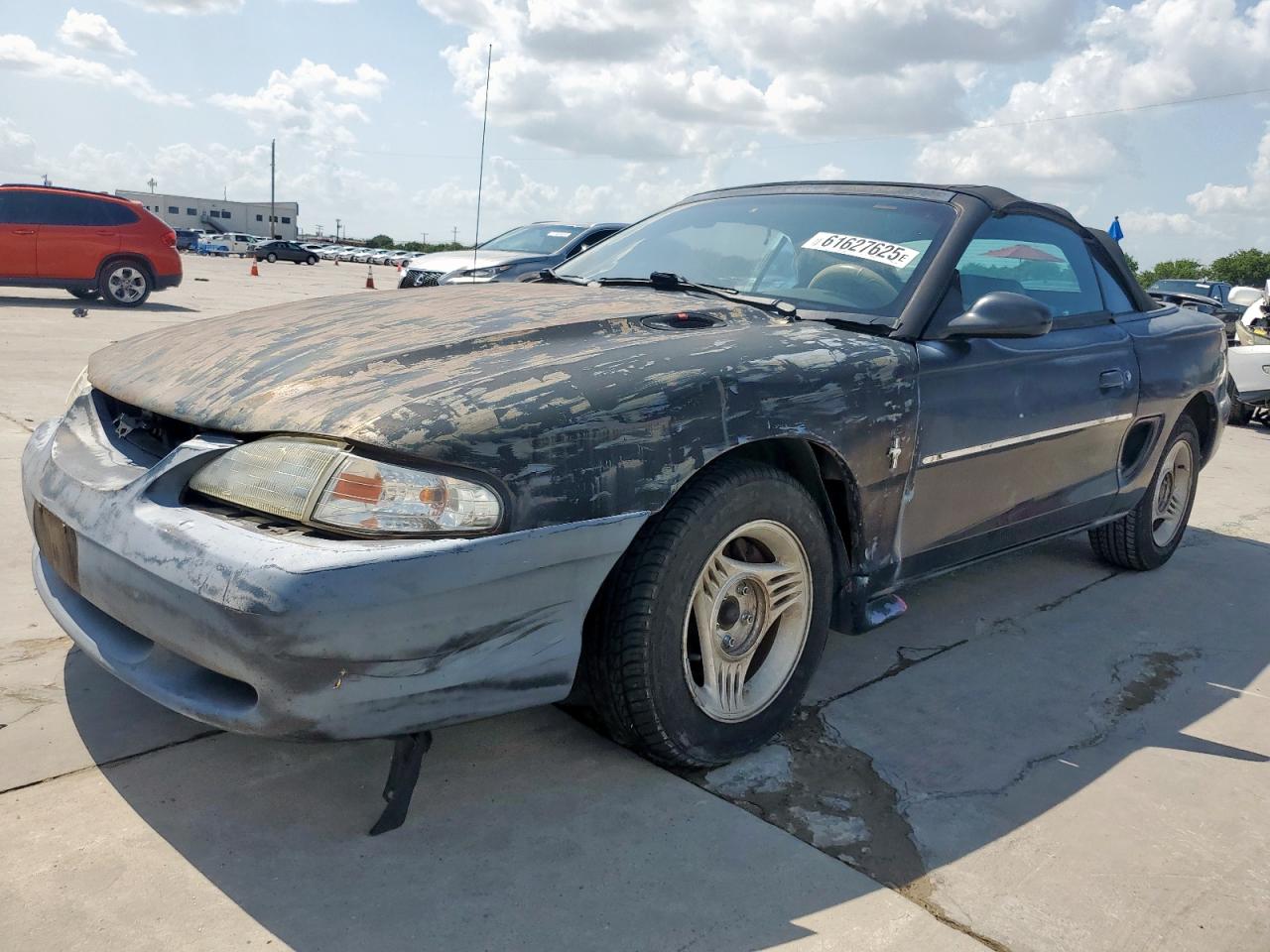 1995 Ford Mustang იყიდება Grand Prairie-ში, TX - Front End