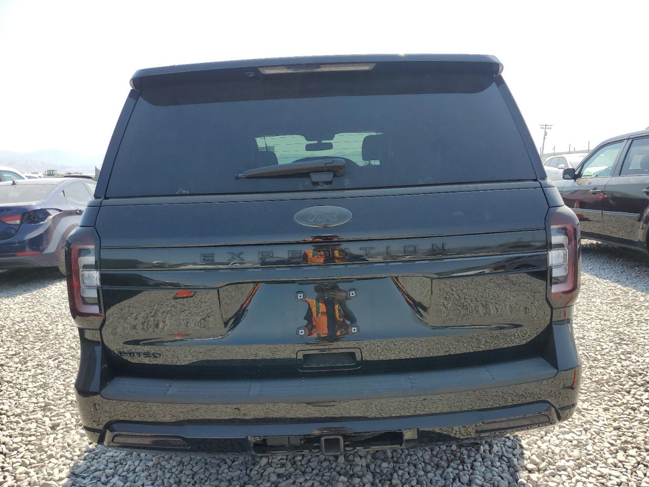 2024 Ford Expedition Limited VIN: 1FMJU2A84REA63784 Lot: 62157885