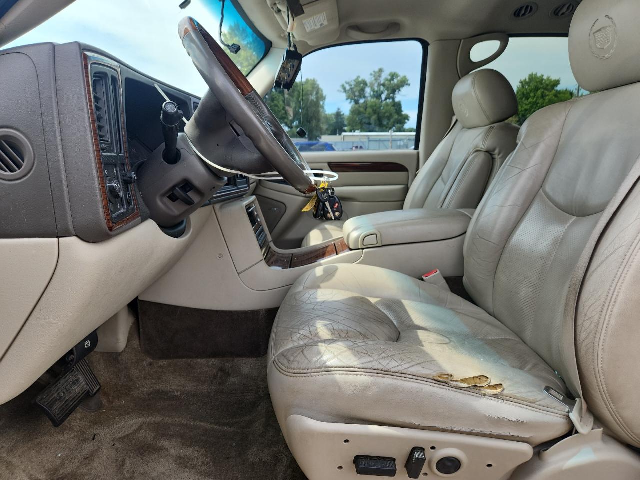 2003 Cadillac Escalade Luxury VIN: 1GYEK63N13R150638 Lot: 63000315