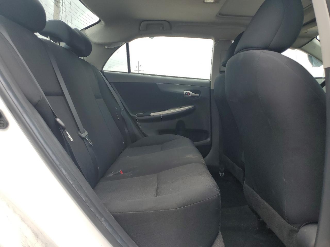 2010 Toyota Corolla Base VIN: 2T1BU4EE3AC502355 Lot: 62904095