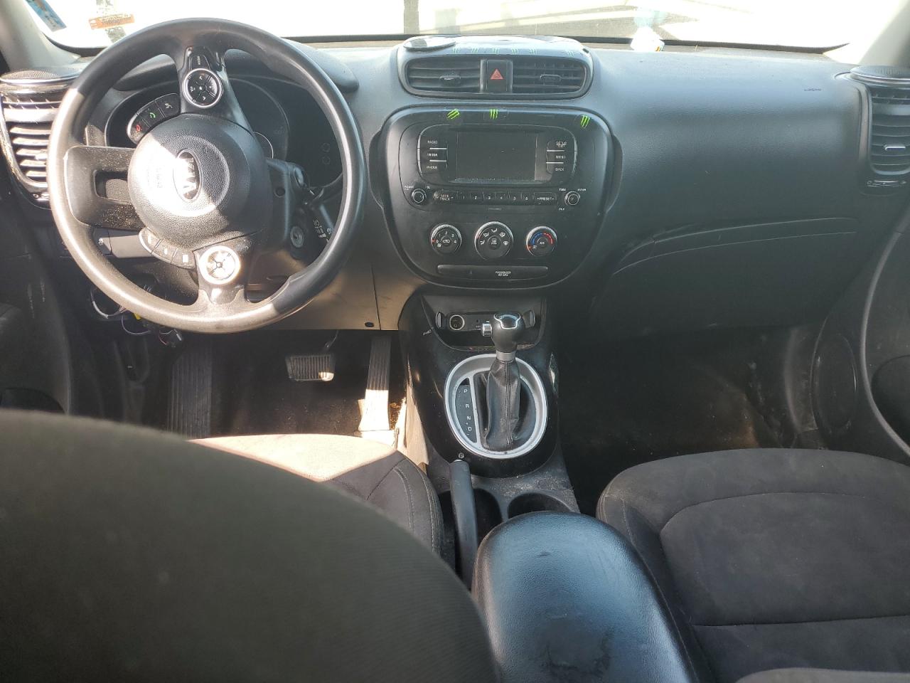 2018 Kia Soul VIN: KNDJN2A22J7563545 Lot: 62333475