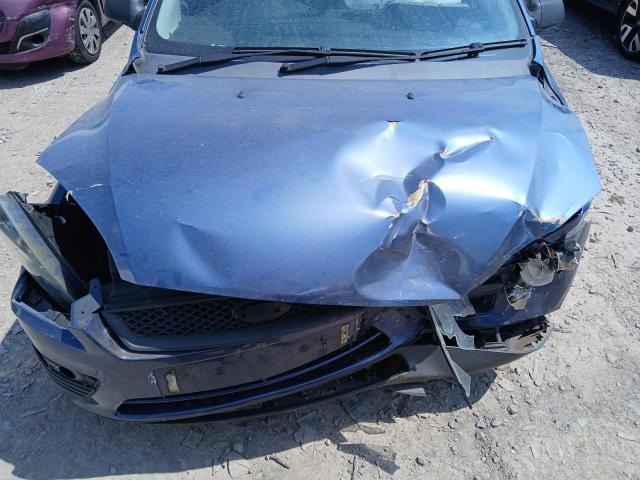 2005 FORD FOCUS LX T