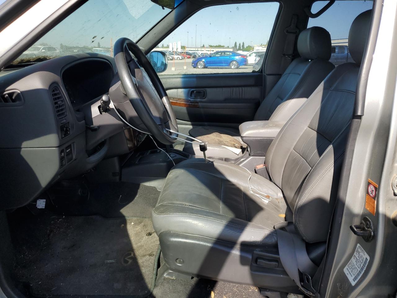 1999 Infiniti Qx4 VIN: JNRAR07Y8XW062095 Lot: 62165565