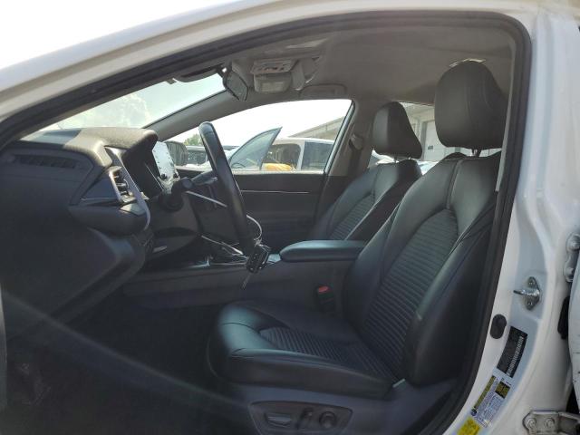  TOYOTA CAMRY 2021 White