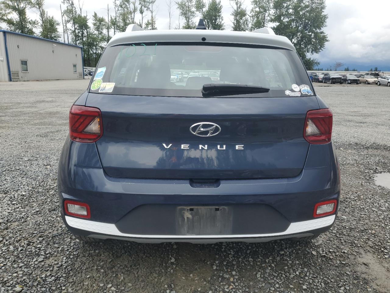2022 Hyundai Venue Sel VIN: KMHRC8A33NU199742 Lot: 62558575