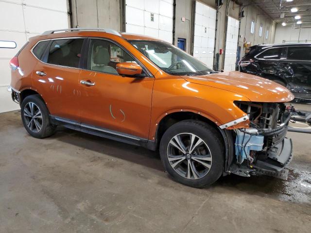  NISSAN ROGUE 2017 Оранжевый