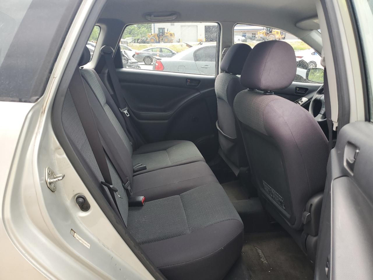 2003 Toyota Corolla Matrix Xr VIN: 2T1KR32E03C103258 Lot: 62735625