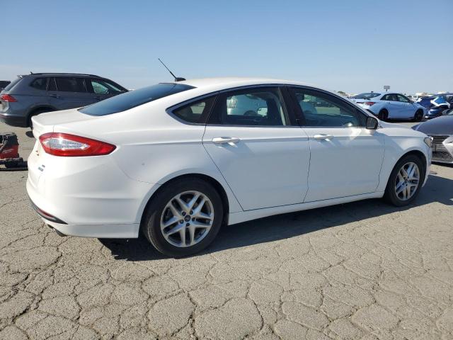 Седани FORD FUSION 2014 Бял