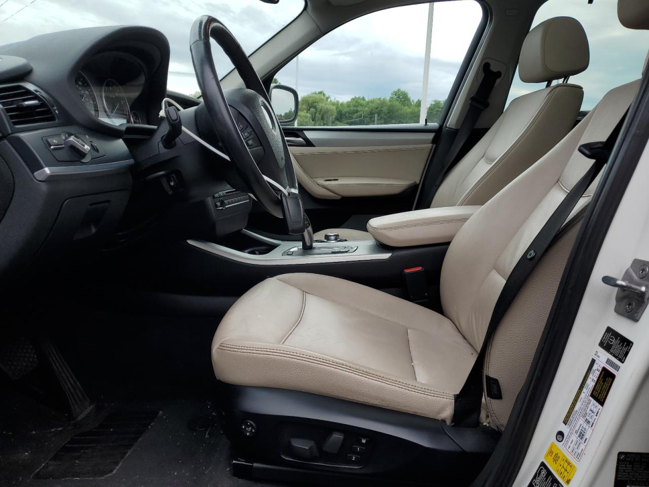 2011 BMW X3 xDrive28I VIN: 5UXWX5C57BL703945 Lot: 61900025