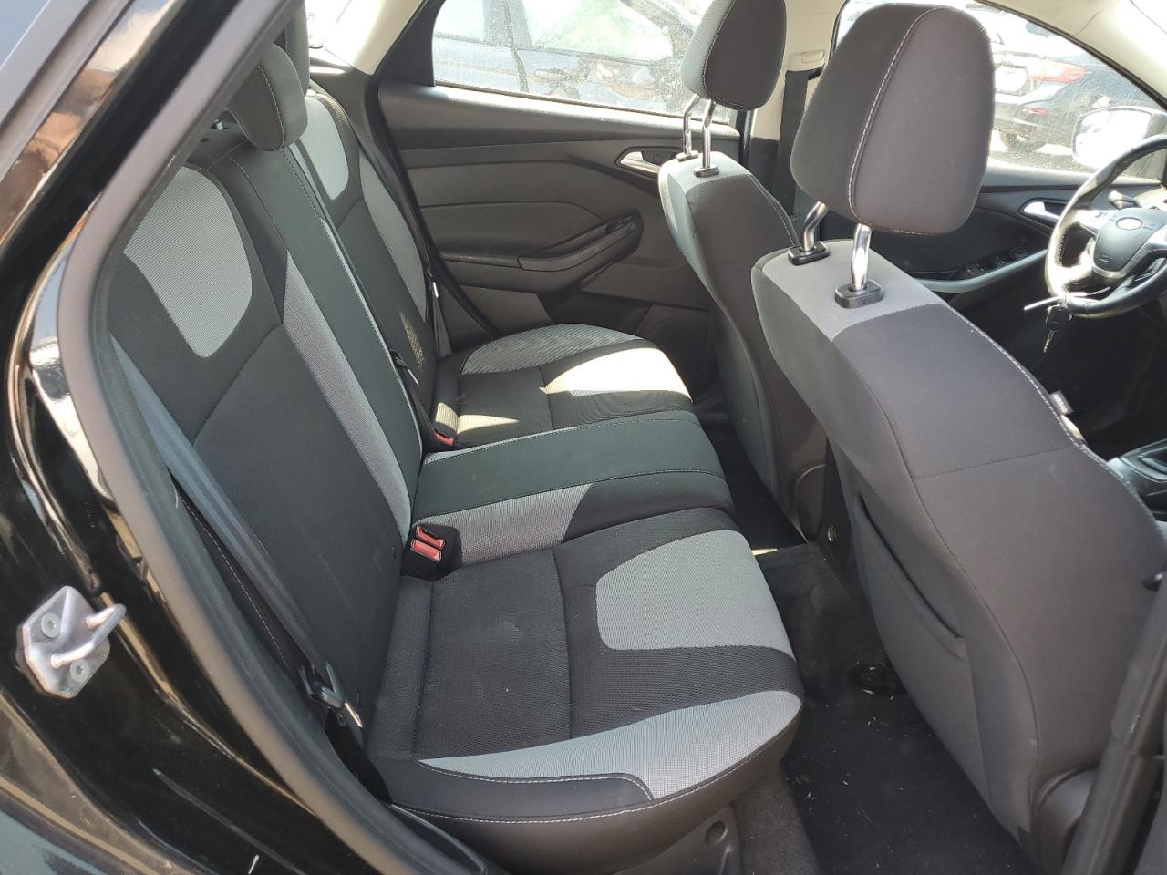 FORD FOCUS 2012 VIN 1FAHP3K26CL272396 zdjęcie 10