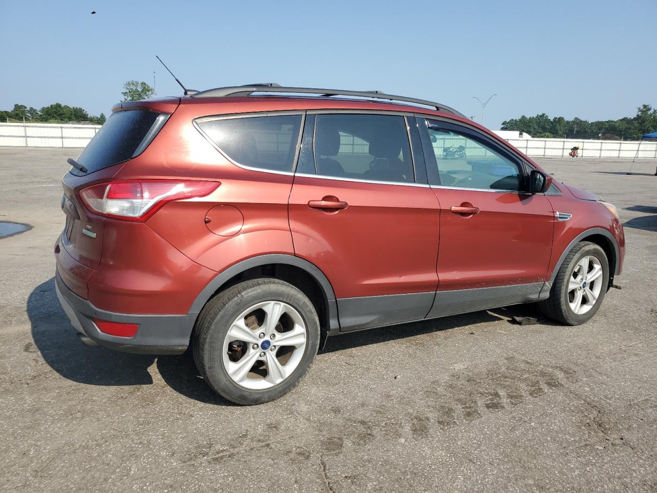 FORD ESCAPE 2014 VIN 1FMCU0GX4EUC98438 zdjęcie 3