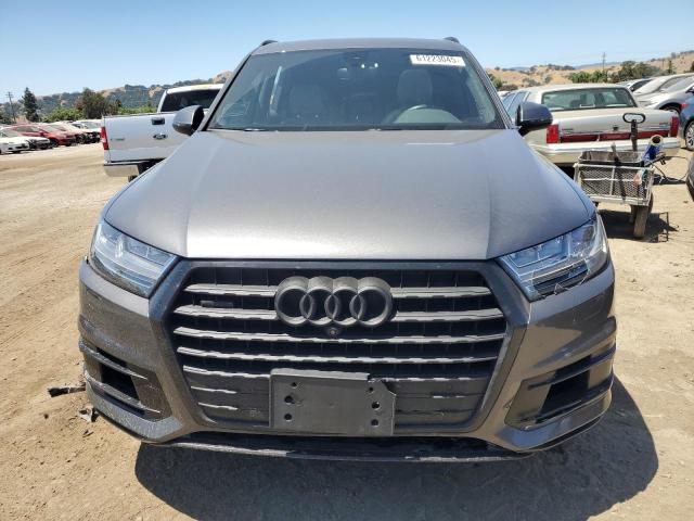  AUDI Q7 2019 Gray