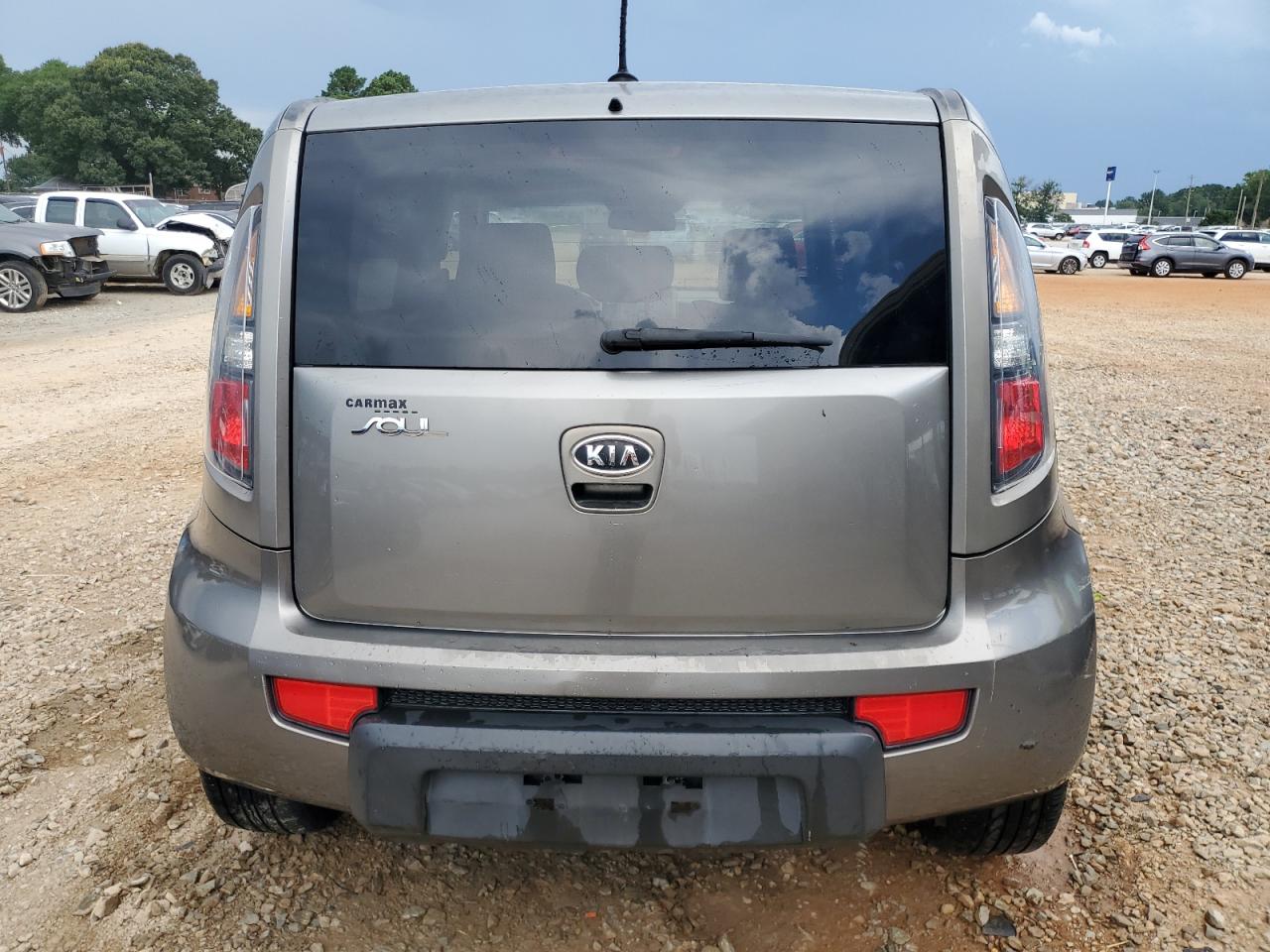 2010 Kia Soul + VIN: KNDJT2A26A7056024 Lot: 62859865