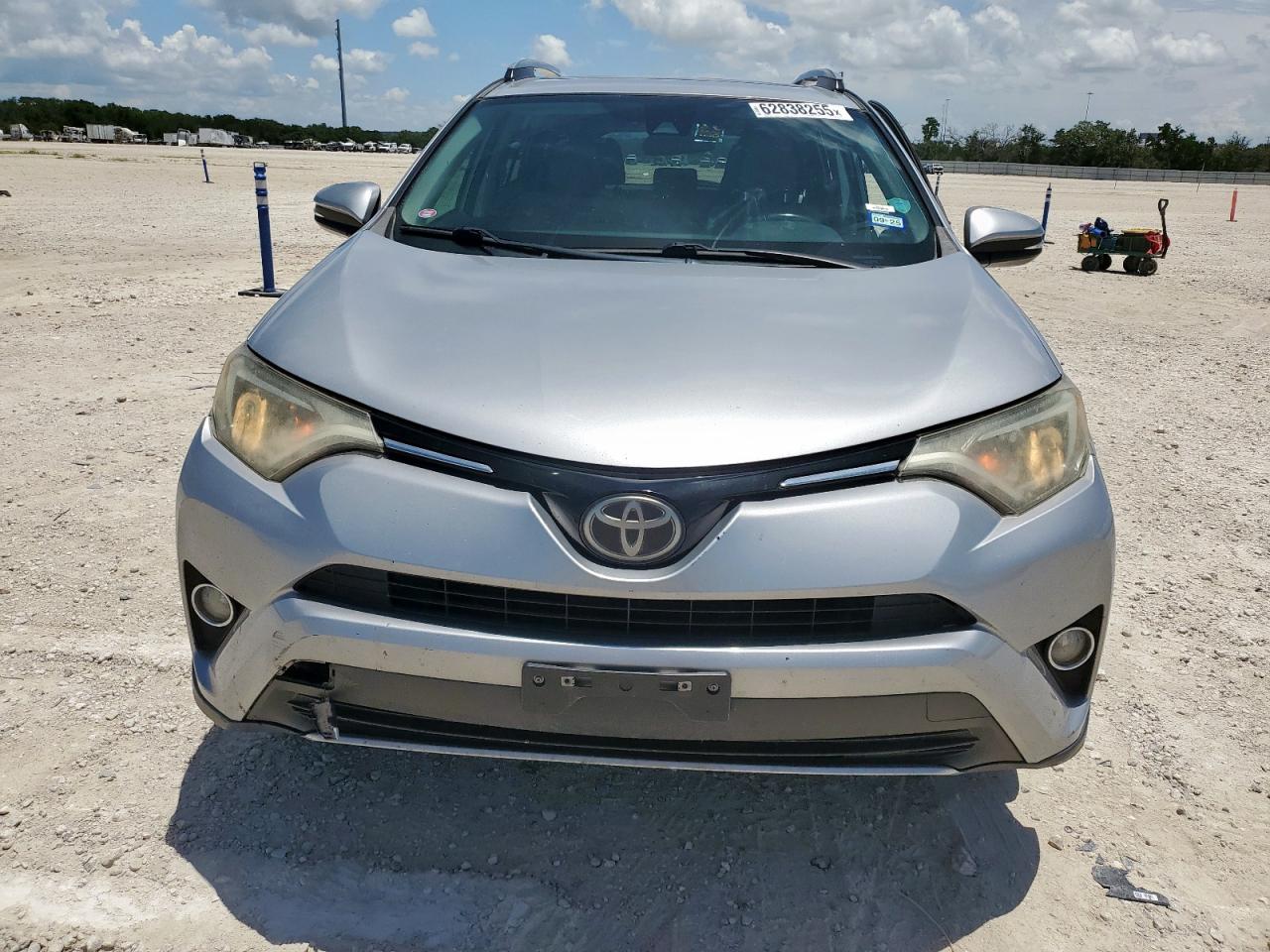 TOYOTA RAV4 2017 VIN 2T3WFREV3HW358119 zdjęcie 5