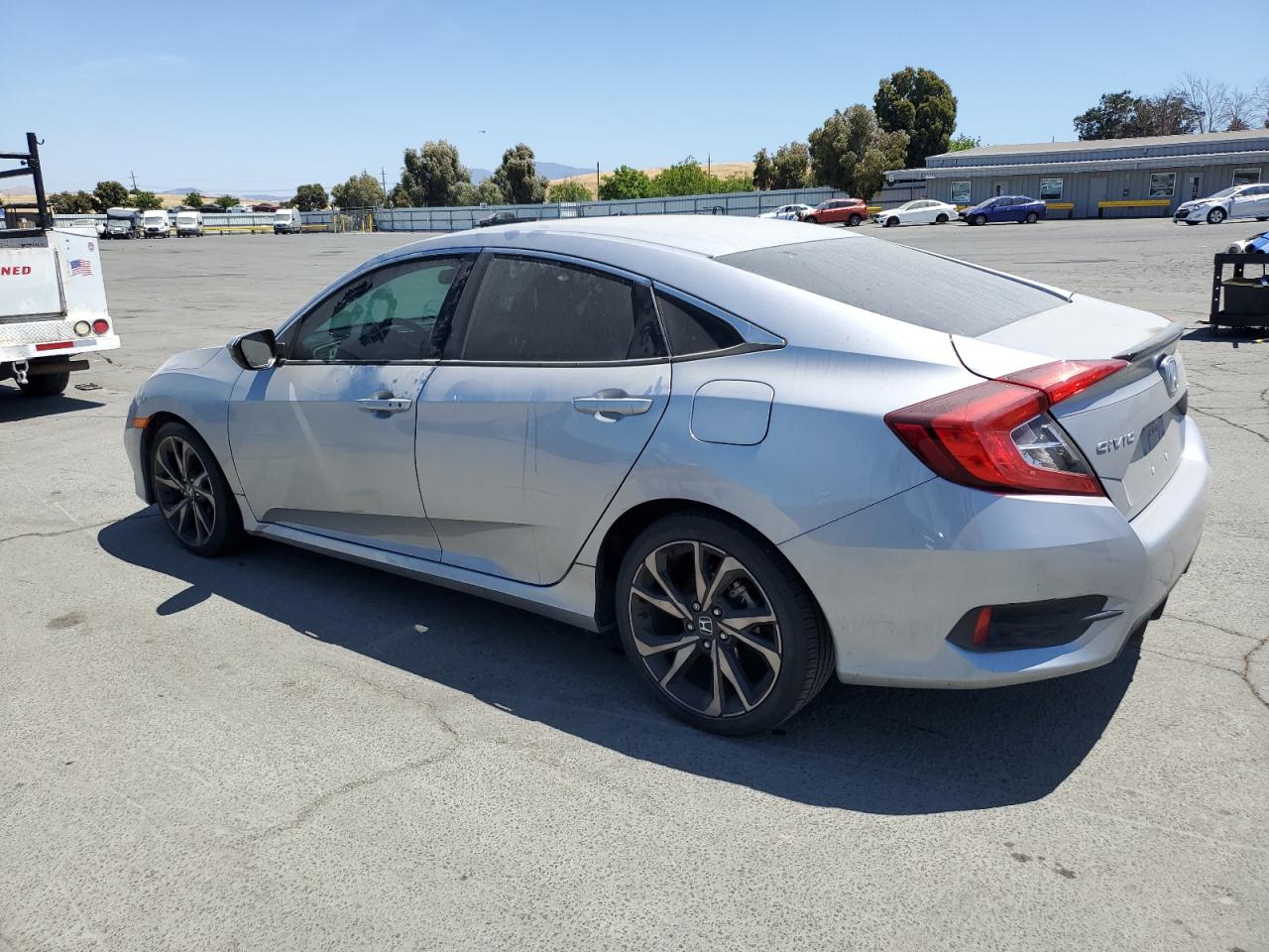 HONDA CIVIC 2019 VIN 2HGFC2F89KH532843 фото 2