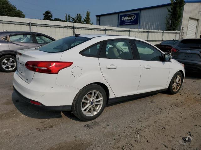  FORD FOCUS 2017 White