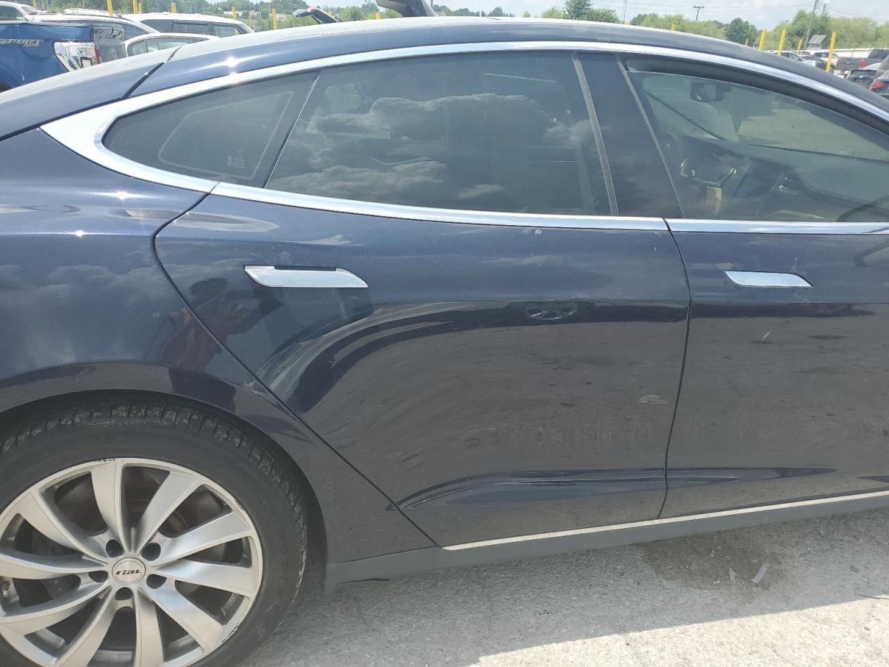2013 Tesla Model S VIN: 5YJSA1CGXDFP04752 Lot: 62467225