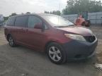 2012 Toyota Sienna Base   للبيع في Assonet، MA - Front End