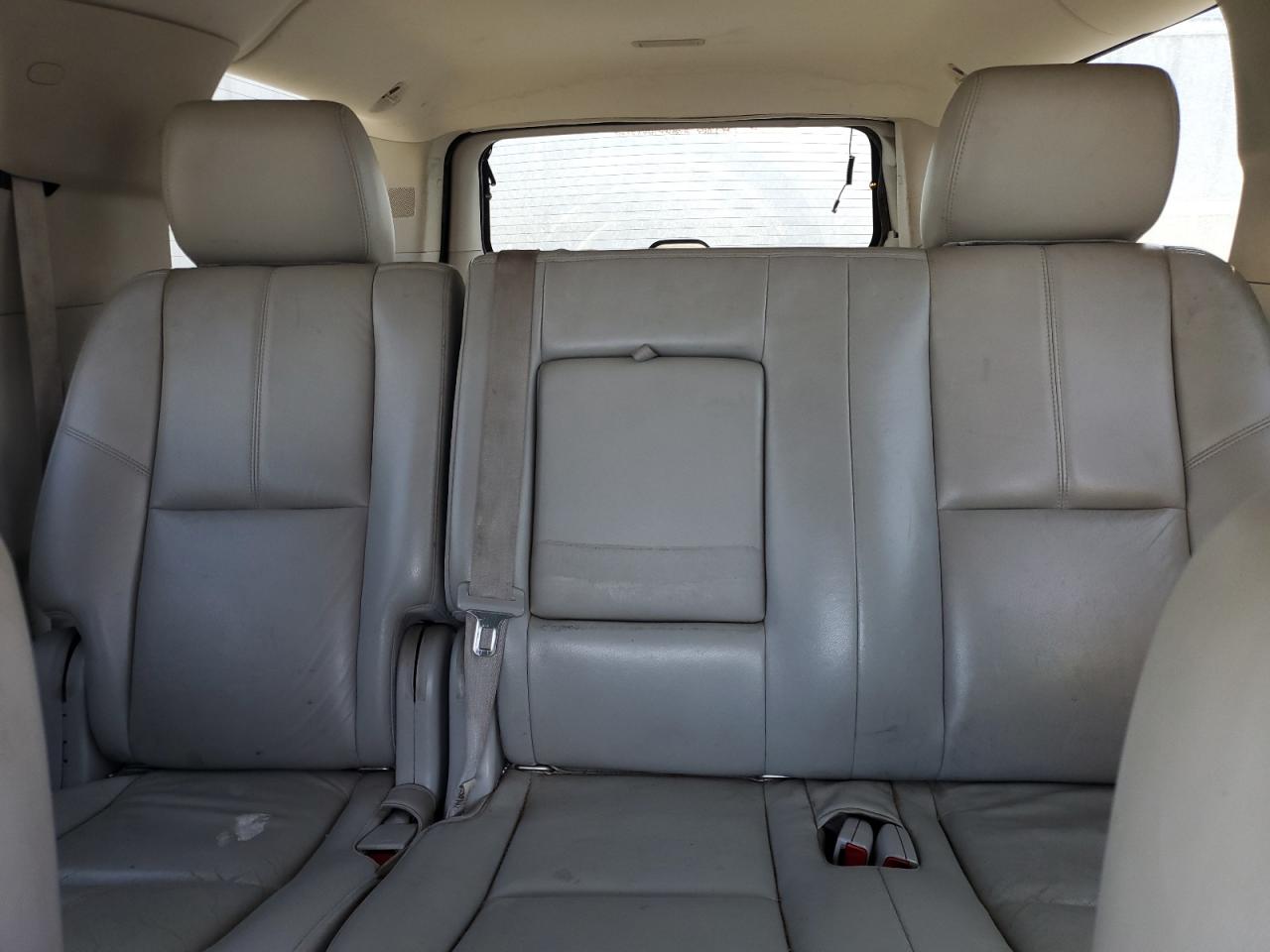 2011 GMC Yukon Xl K1500 Slt VIN: 1GKS2KE3XBR123857 Lot: 61729995