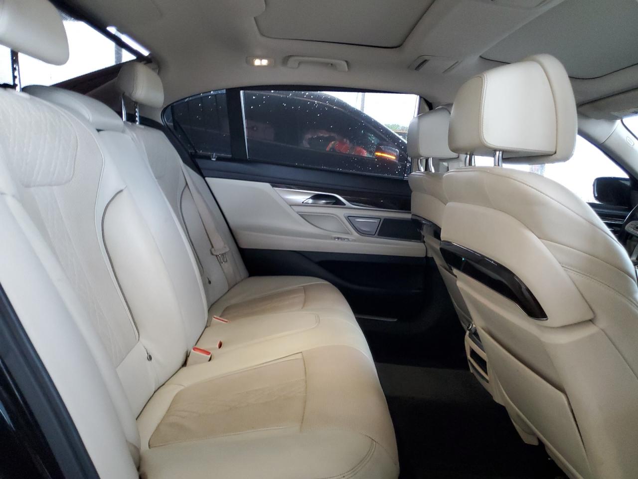 WBA7E2C55GG547752 2016 BMW 740 I