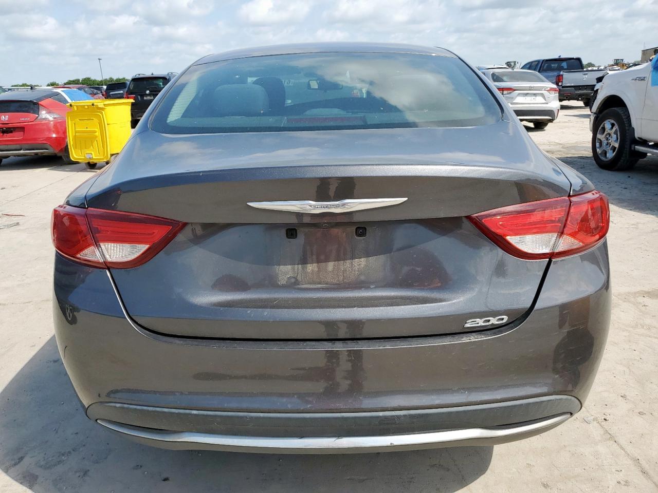 2015 Chrysler 200 Limited VIN: 1C3CCCAB5FN748037 Lot: 61816445