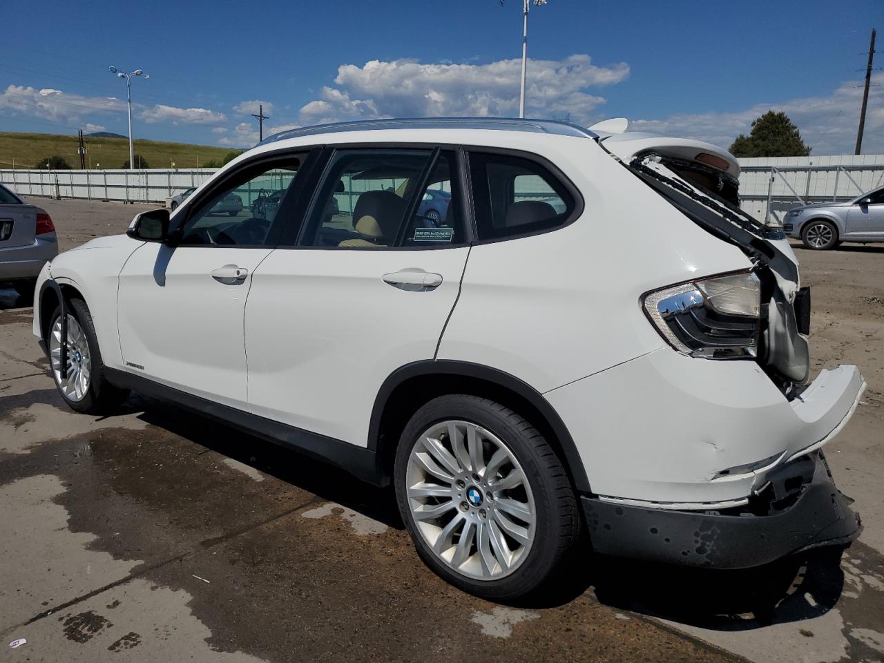 BMW X1 2013 VIN WBAVL1C54DVR82079 zdjęcie 2