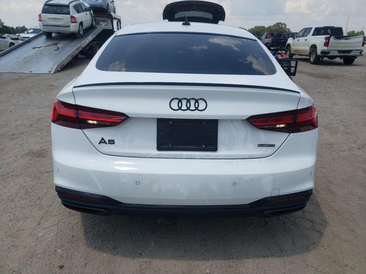 2024 Audi A5 Prestige 45 VIN: WAUEACF52RA011769 Lot: 62528355