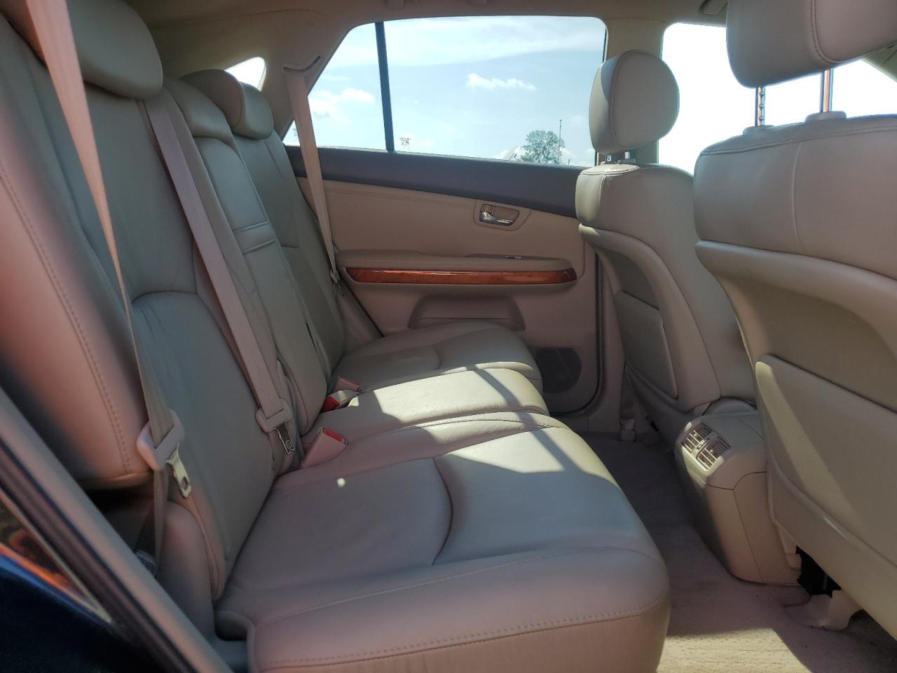2005 Lexus Rx 330 VIN: 2T2GA31U65C037870 Lot: 60913425