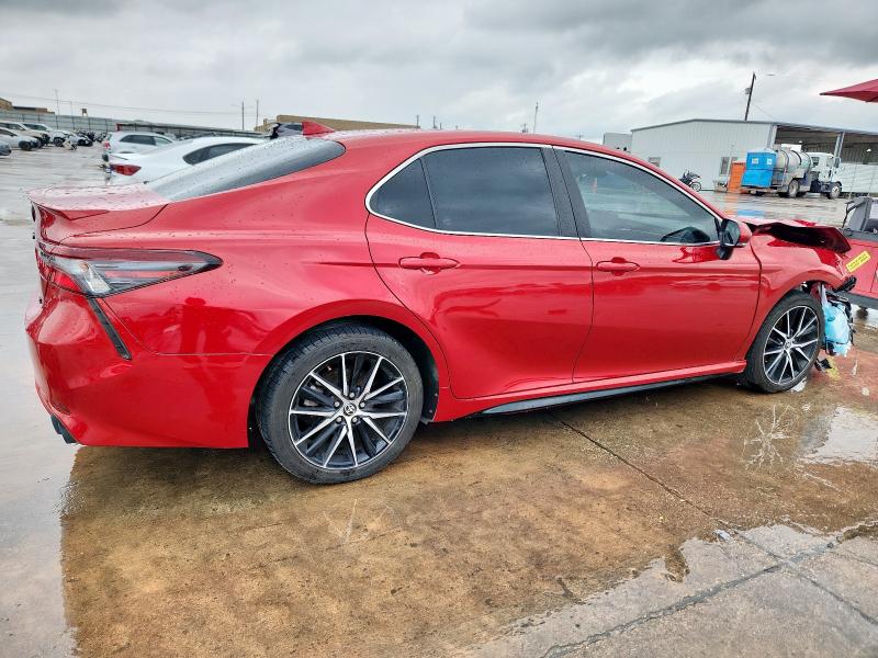  TOYOTA CAMRY 2022 Red