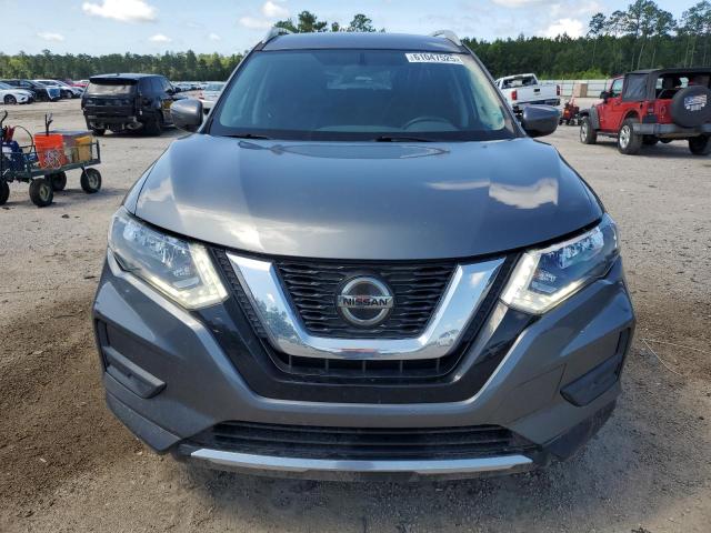  NISSAN ROGUE 2018 Серый