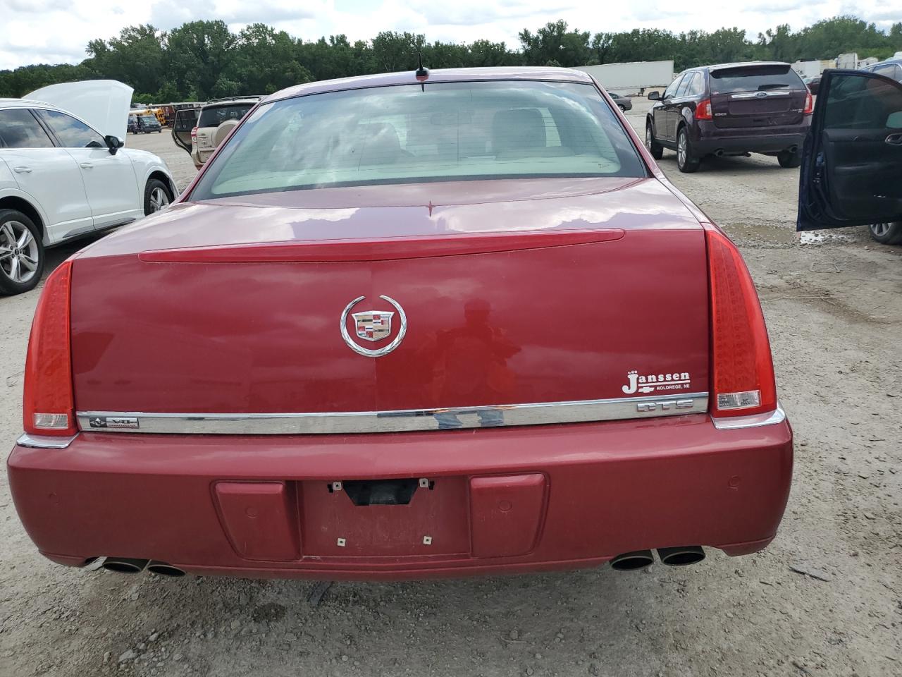 2008 Cadillac Dts VIN: 1G6KD57Y68U108636 Lot: 61260305
