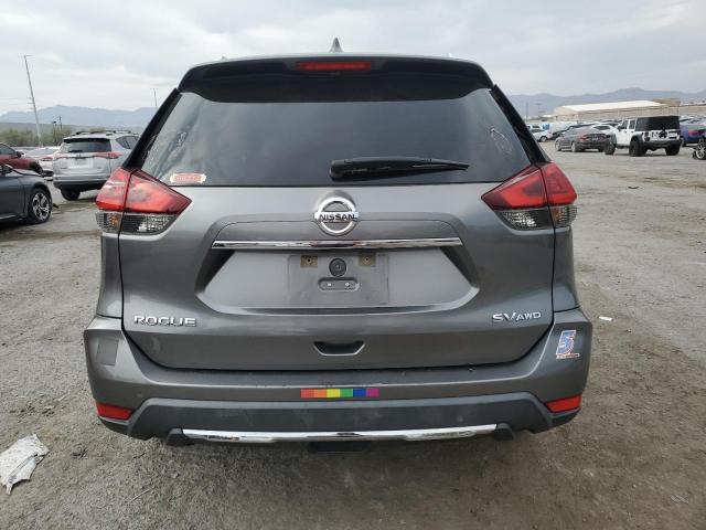  NISSAN ROGUE 2018 Szary