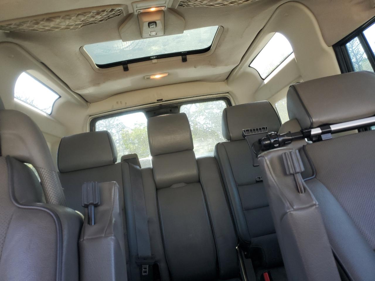 2001 Land Rover Discovery Ii Se VIN: SALTY12492A737067 Lot: 61757185
