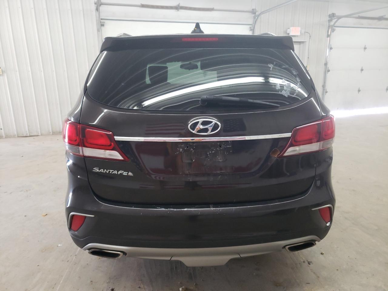 2017 Hyundai Santa Fe Se VIN: KM8SM4HF1HU208143 Lot: 60285985