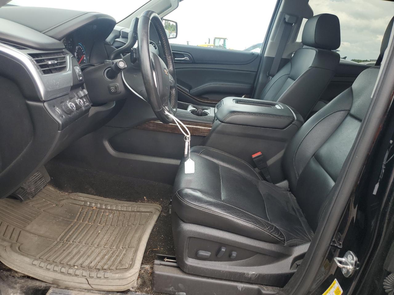 2017 Chevrolet Suburban K1500 Lt VIN: 1GNSKHKC6HR275735 Lot: 62699765