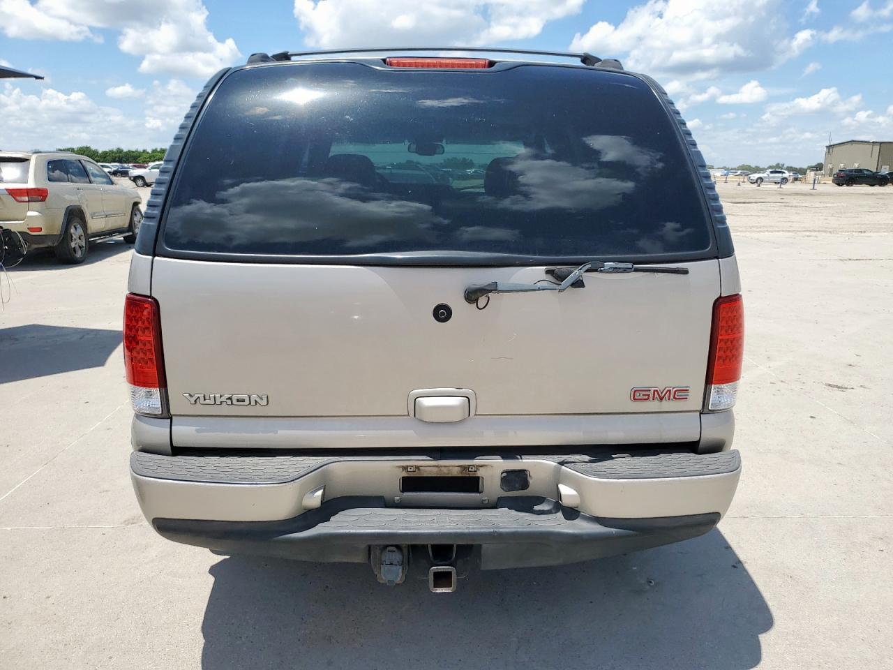 2004 GMC Yukon Denali VIN: 1GKEK63U54J233345 Lot: 62558865